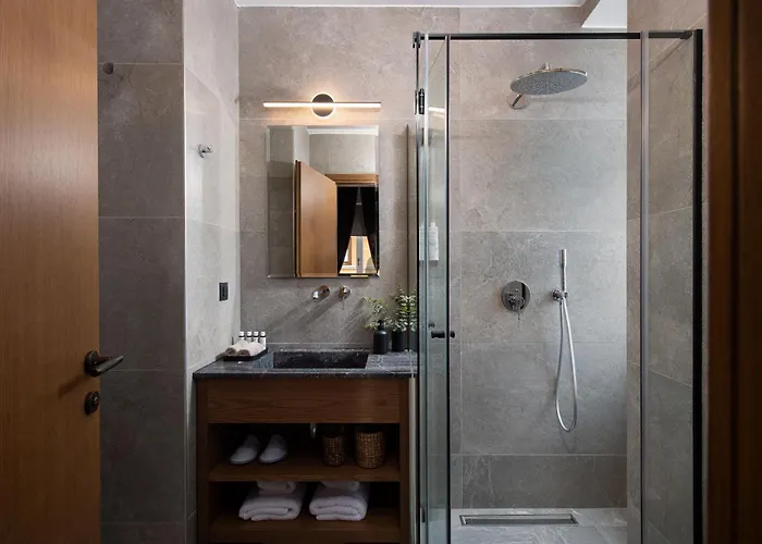 Отель The K Nest 3*