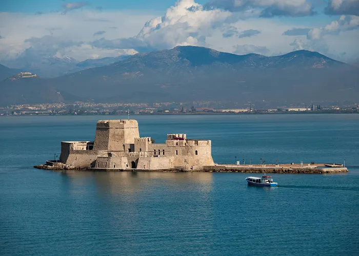 Отель The K Nest