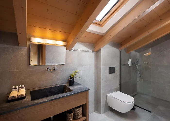 Отель The K Nest 3*